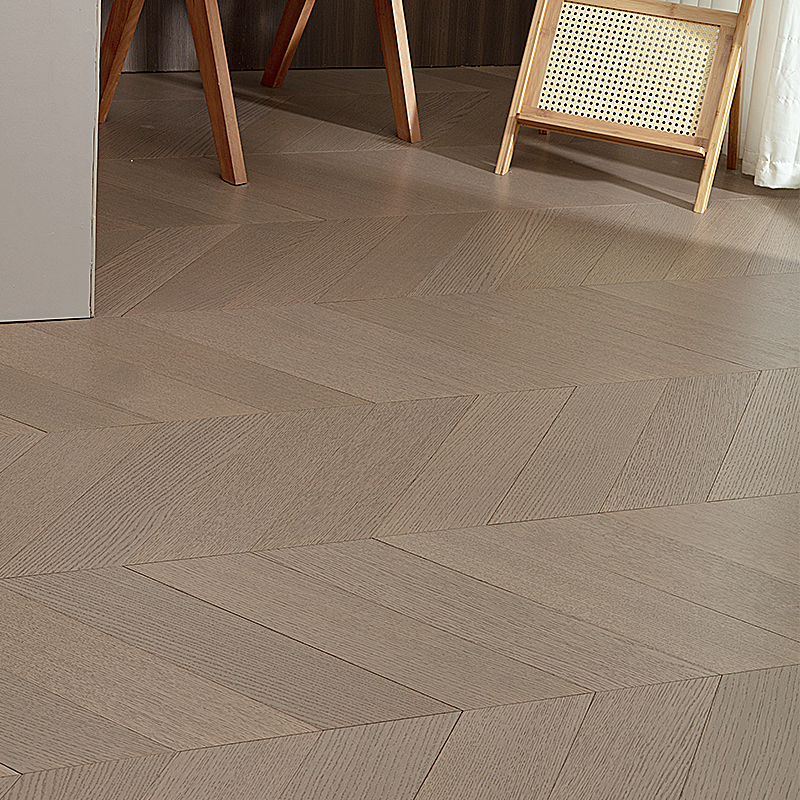 European Oak Straight-Grain 3-Layer Herringbone Flooring, ENF